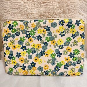 Kate Spade Spencer floral medley universal laptop sleeve